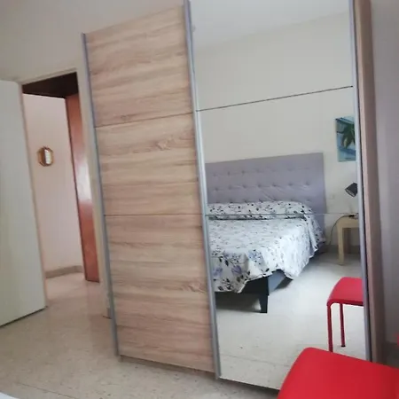 Apartamento Chez Mi, Centre Ville, Parking Gratuit Saint-Chinian