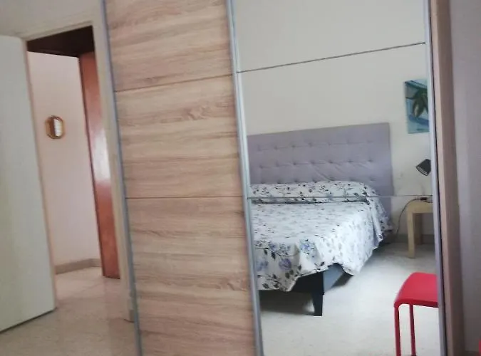 Apartamento Chez Mi, Centre Ville, Parking Gratuit Saint-Chinian